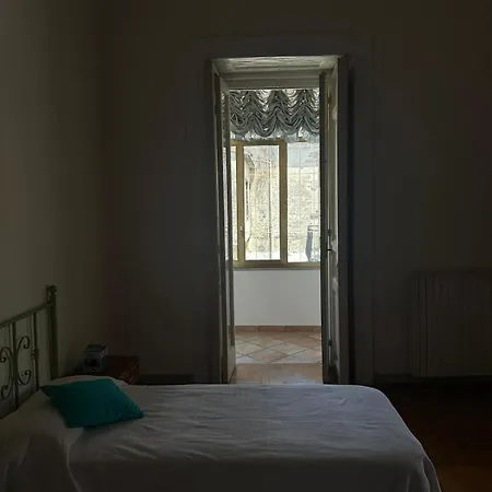 La Casa Delle Camelie SantʼAntimo