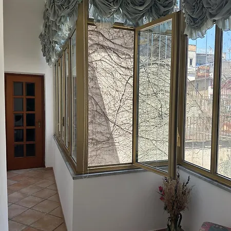 La Casa Delle Camelie Apartament SantʼAntimo