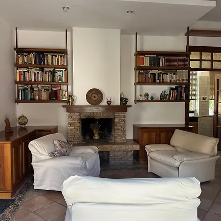 Apartament La Casa Delle Camelie SantʼAntimo