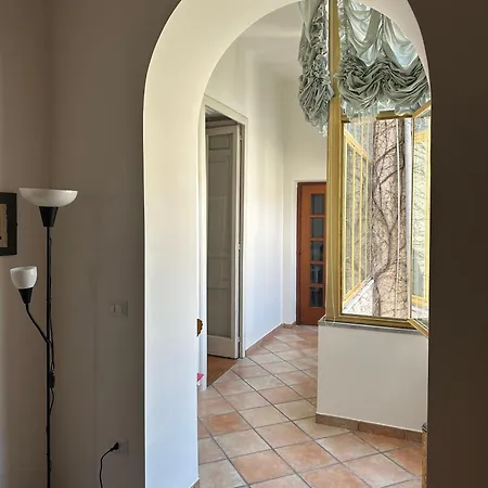 La Casa Delle Camelie *